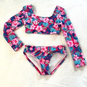 NWOT Vibrant Pink and Blue Floral Girl’s Swim 2-pc Set. Size 4/5